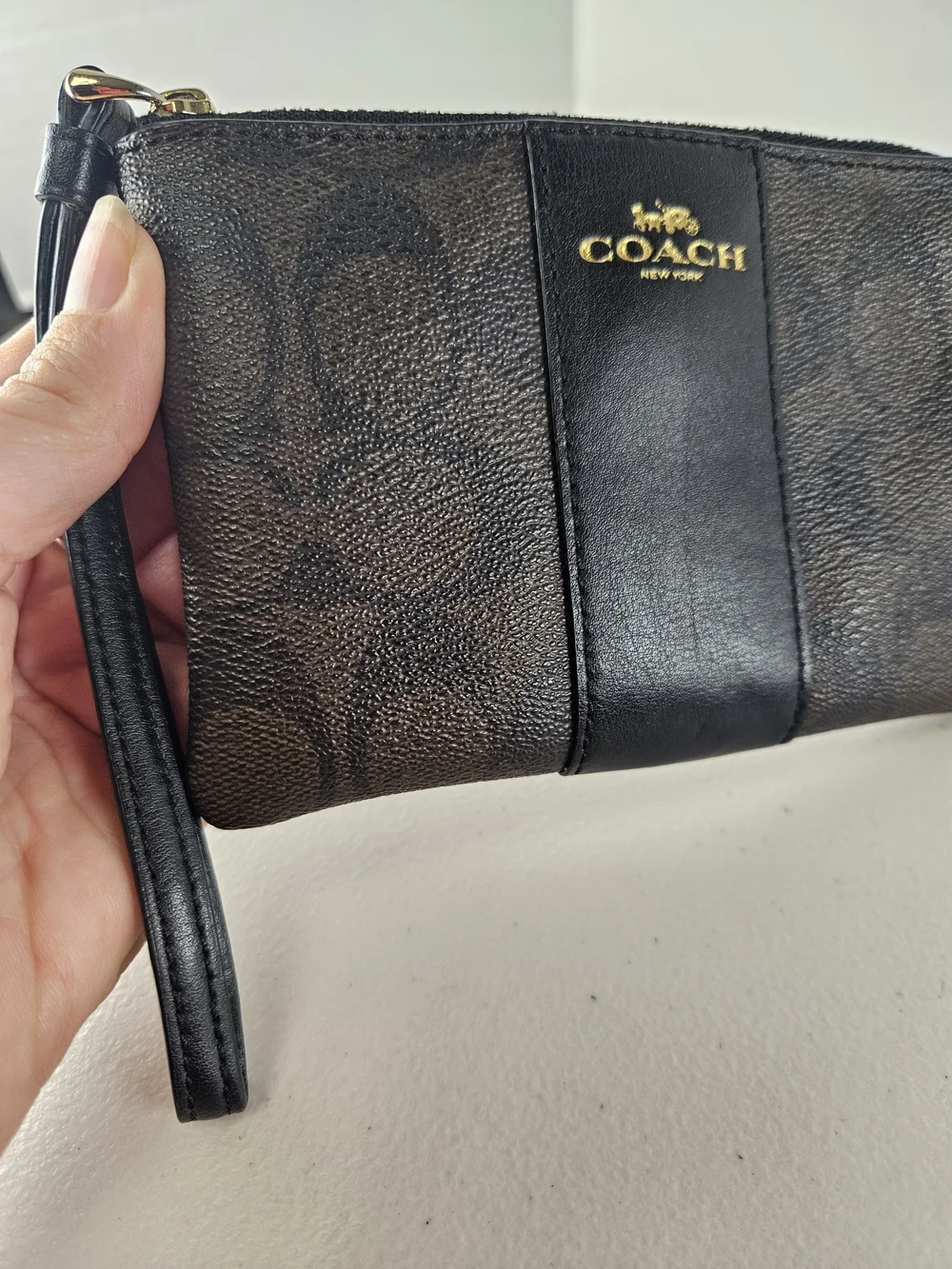 Coach Signature Logo Accordian Zip Wallet Brown Wristlet